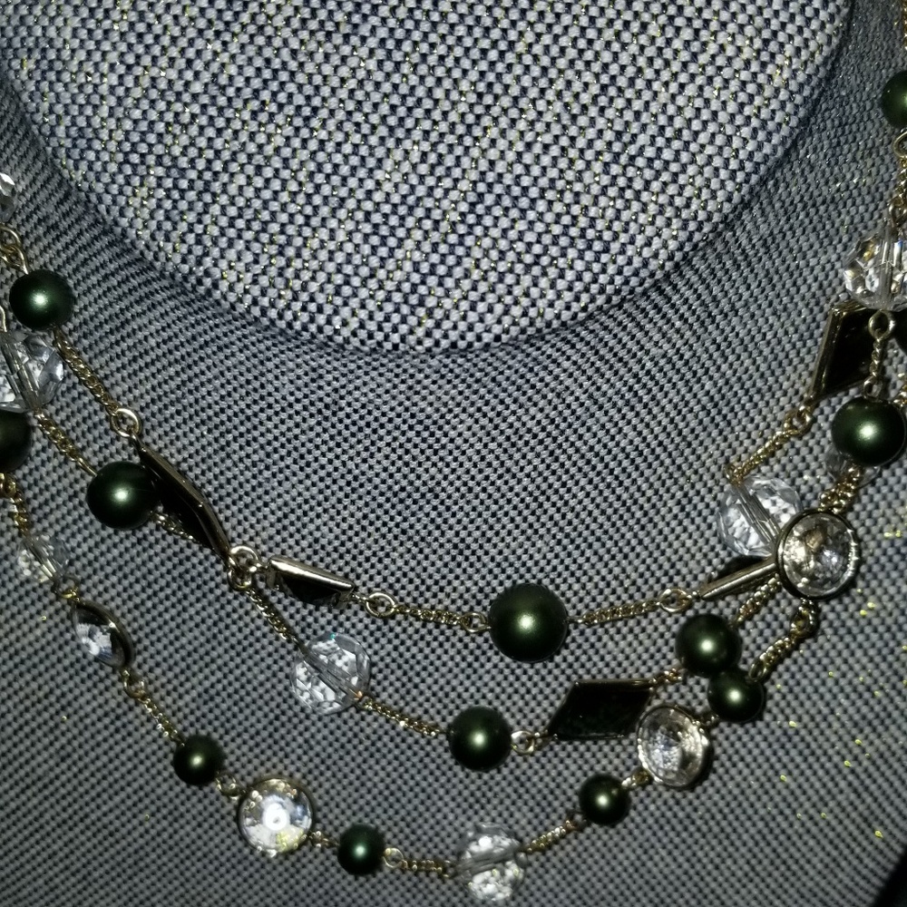 Necklace - Picture 1 of 3
